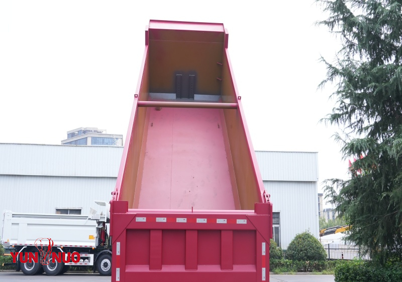 Camion-benne HOWO